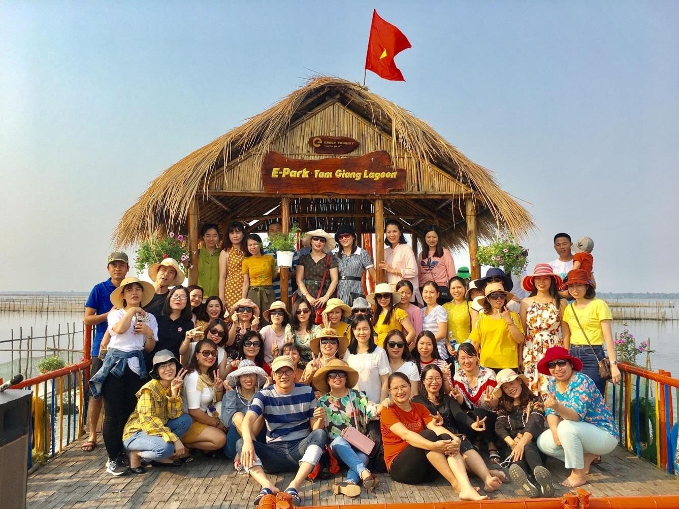 Tour Hoàng Hôn trên phá Tam Giang - check in tại Epark Tam Giang Lagoon